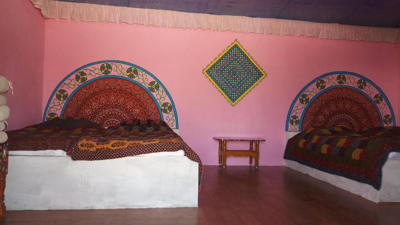 Mahefeel E Rann Resort Bherandiāla Zewnętrze zdjęcie