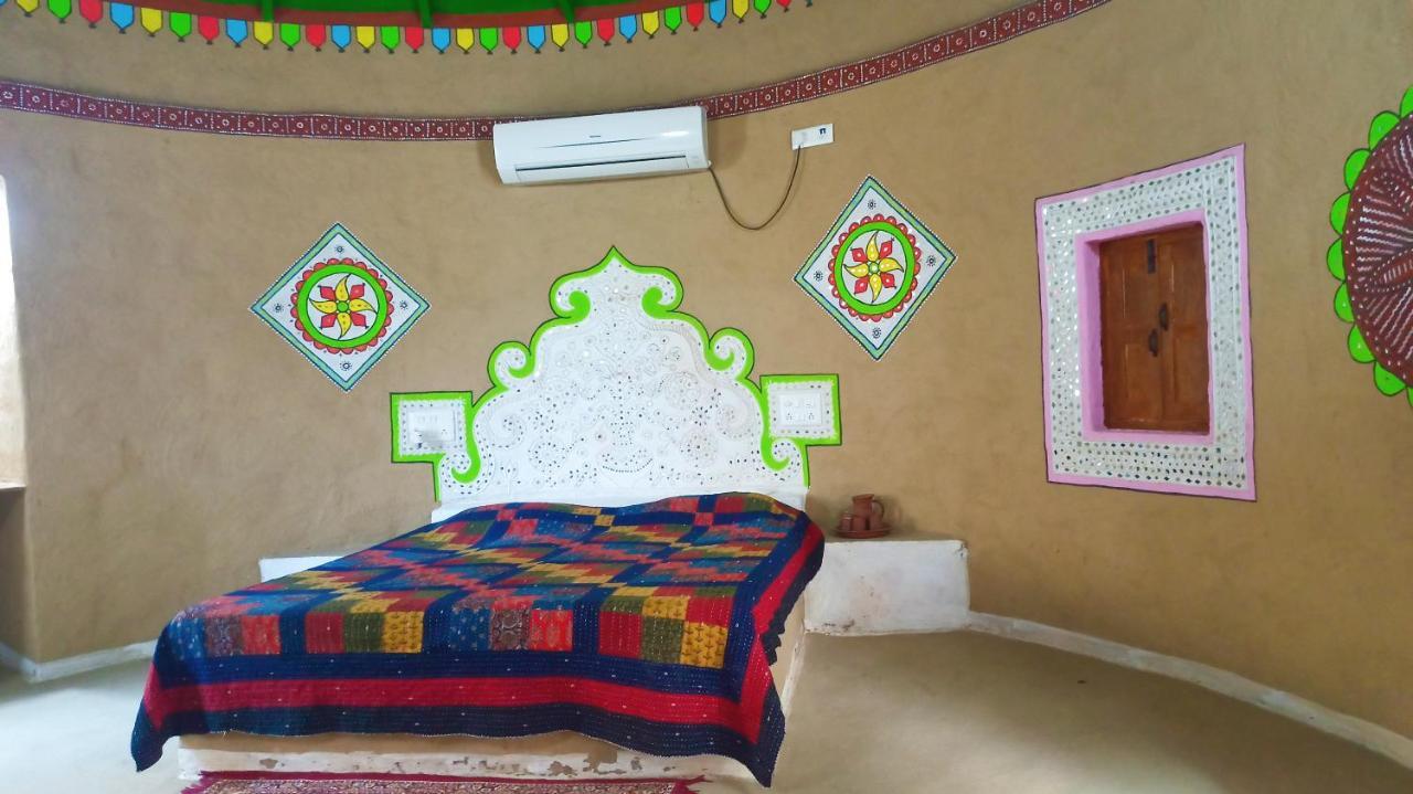Mahefeel E Rann Resort Bherandiāla Zewnętrze zdjęcie