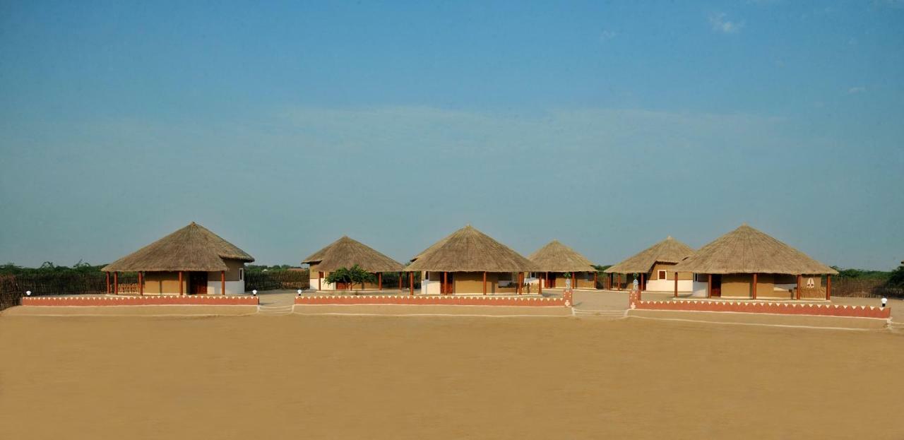 Mahefeel E Rann Resort Bherandiāla Zewnętrze zdjęcie
