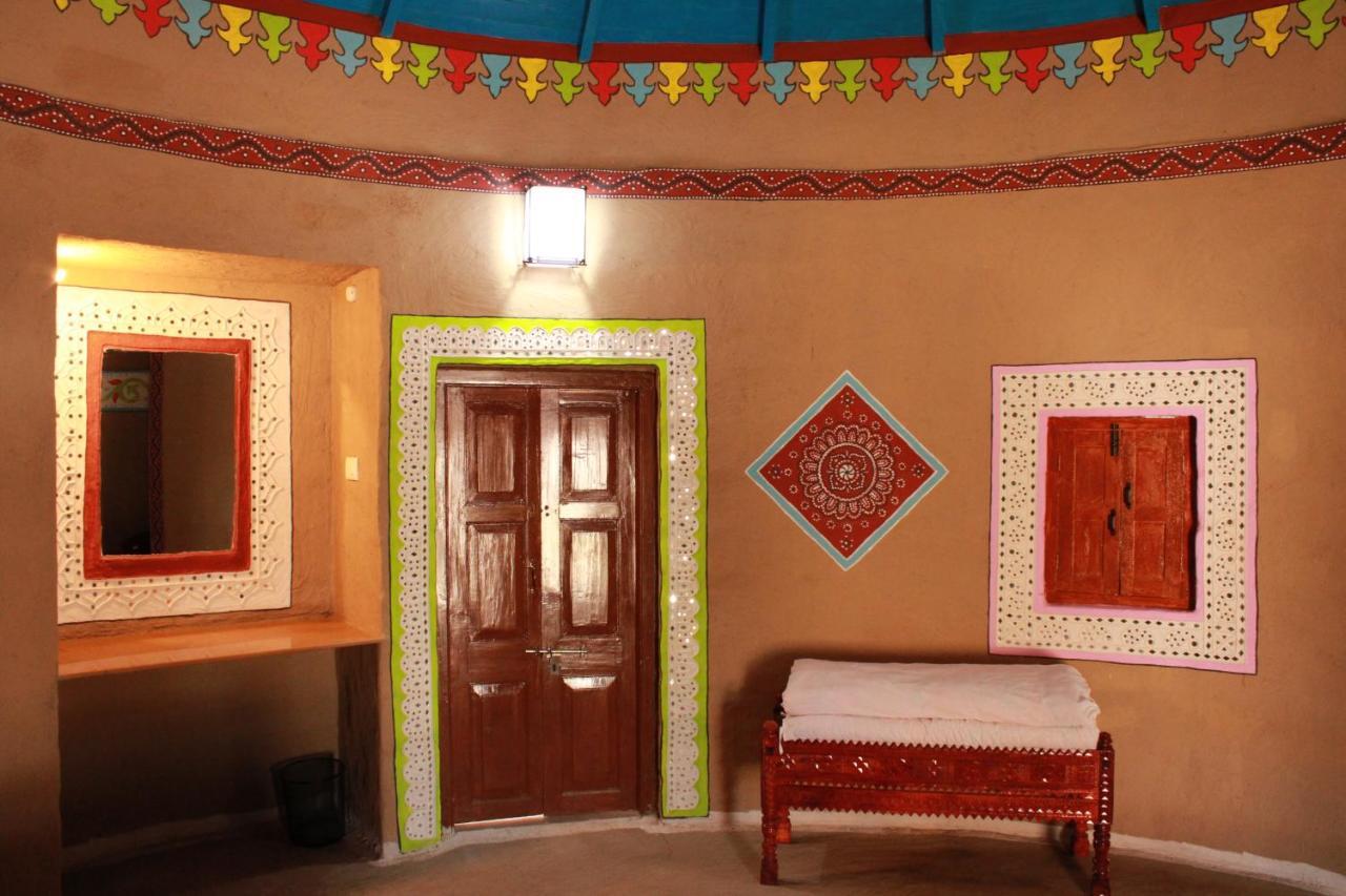 Mahefeel E Rann Resort Bherandiāla Zewnętrze zdjęcie