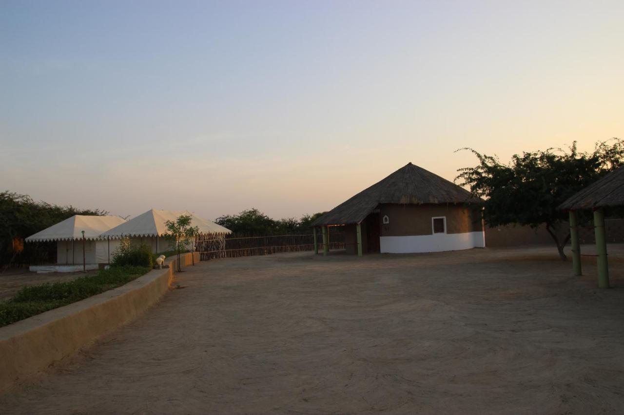 Mahefeel E Rann Resort Bherandiāla Zewnętrze zdjęcie